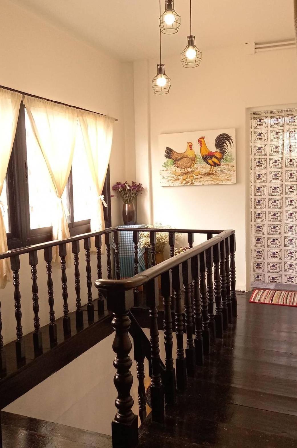 Chiza Hostel Chiangmai チエンマイ エクステリア 写真