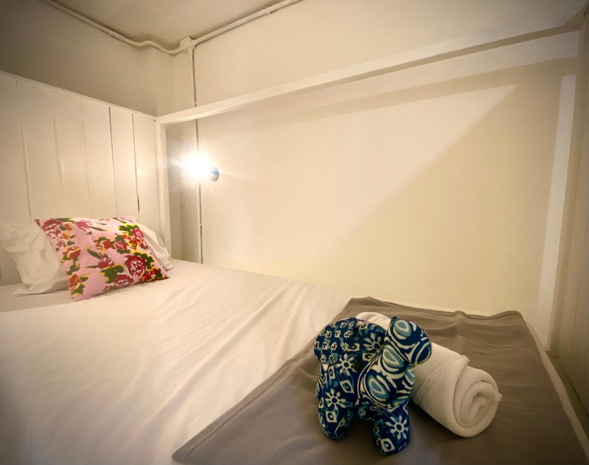 Chiza Hostel Chiangmai チエンマイ エクステリア 写真